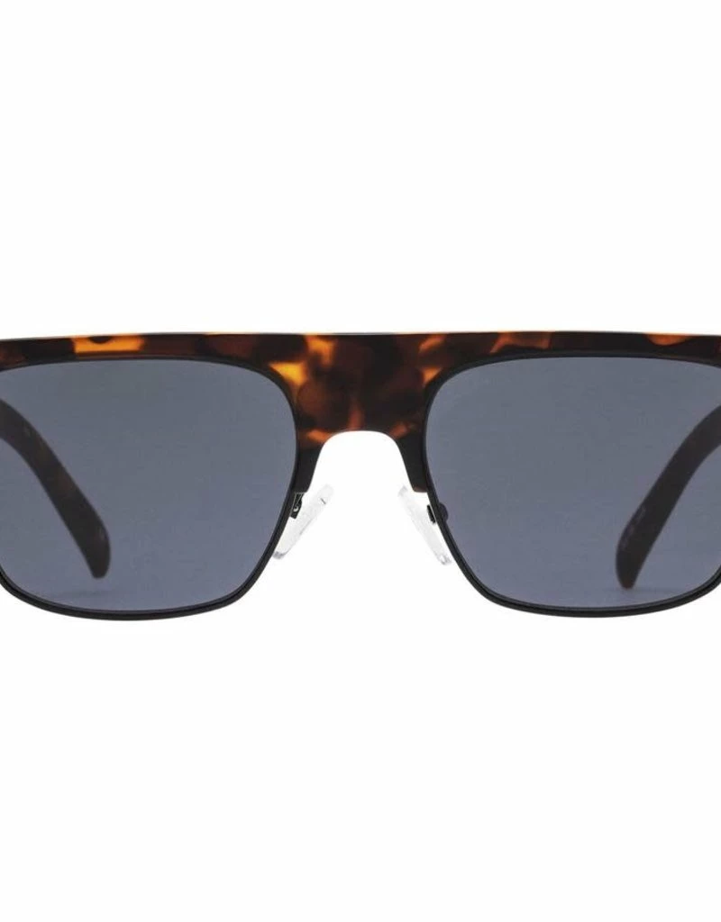 Le Specs Cruel Summer and Smoke Mono Lens Sunglasses 4 Le Specs Cruel Summer and Smoke Mono Lens Sunglasses