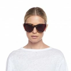 Le Specs Airy Canary Tortoise Cat Eye Sonnenbrille 8 Le Specs Airy Canary Tortoise Cat Eye Sonnenbrille