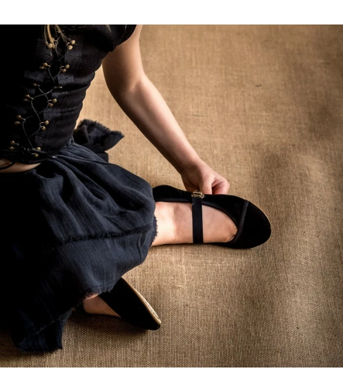 Belle Chiara Size 30 to 34 Black Ingrid Click Suede Bellies 4 Belle Chiara Size 30 to 34 Black Ingrid Click Suede Bellies